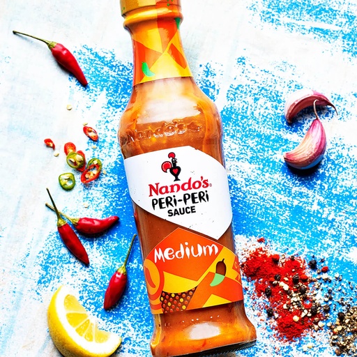 Nando's Medium Peri Peri Sauce - 6x250ml, alternate view