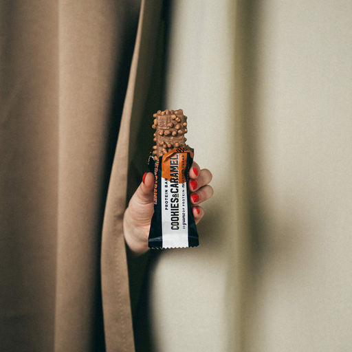 Barebells Cookies & Caramel Protein Bars, Croatia - 12x55g, alternate view